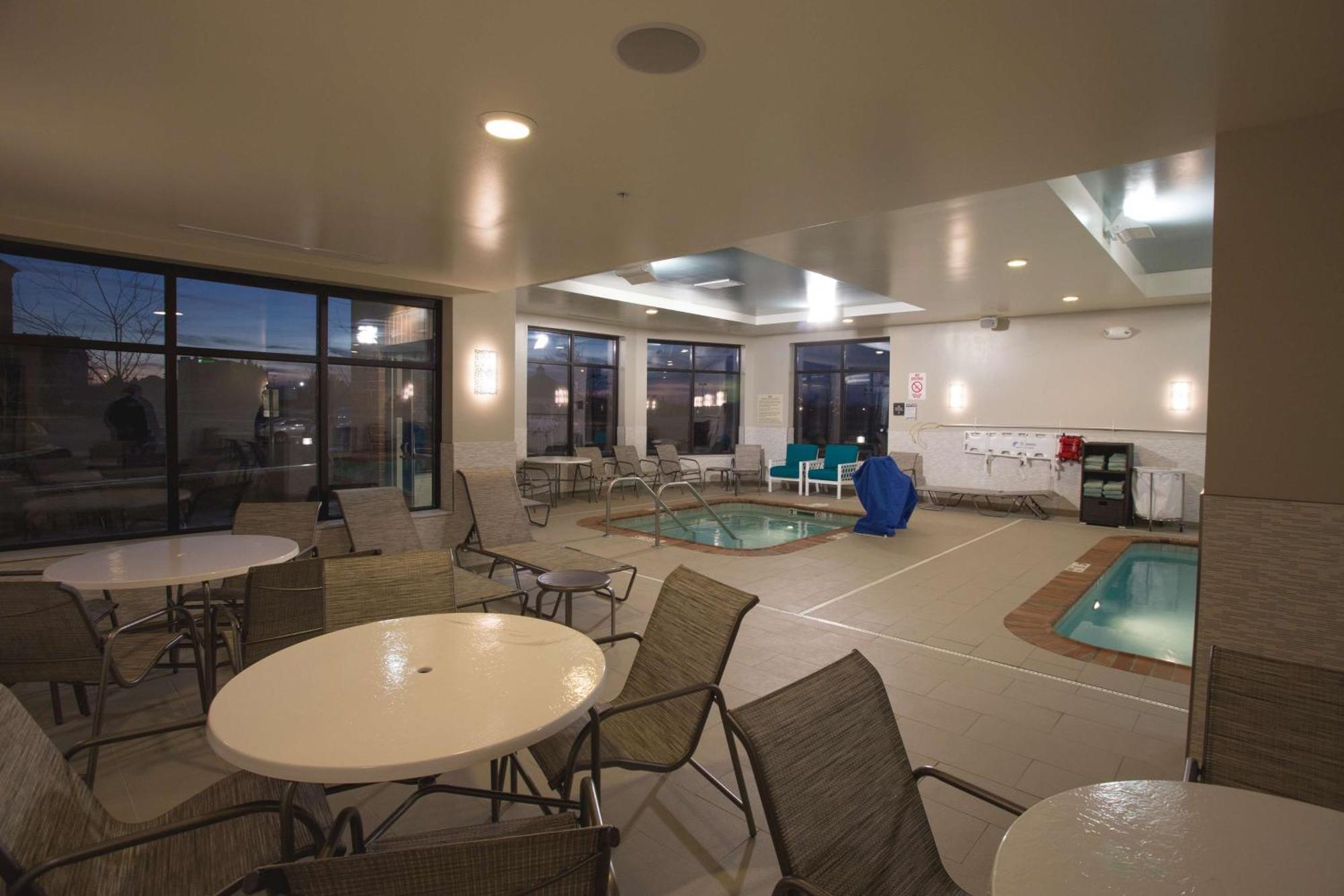 Hilton Garden Inn Bolingbrook I-55 Esterno foto